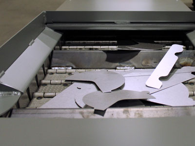 Conveyor for stamping applications by Jorgensen
